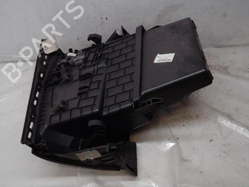 Used Glove box RENAULT MEGANE III Hatchback (BZ0/1_, B3_) 1.5 dCi (BZ09, BZ0D, BZ1W, BZ29, BZ14) (110 hp) 16726319