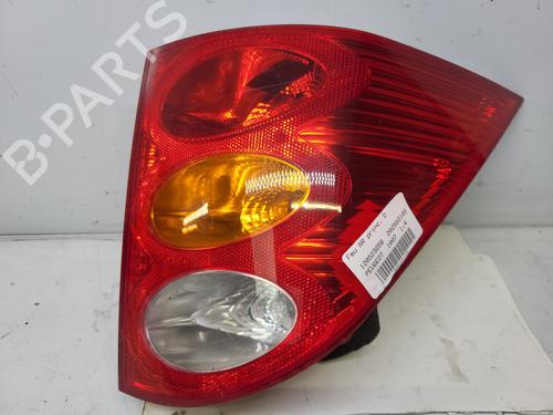 right-taillight-peugeot-1007-km_-2005-33443771 main image