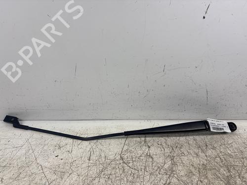 Used Front windshield wiper arm Front windshield wiper arm 38297648 38297648