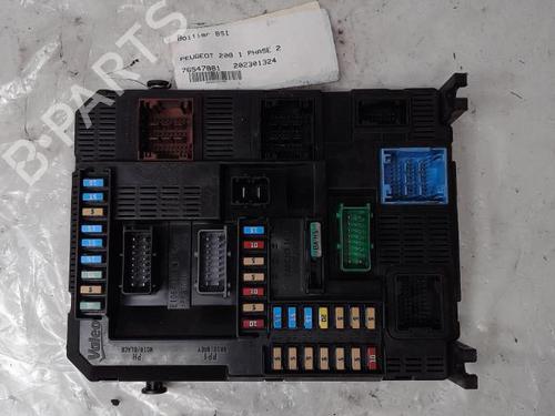 Used Fuse box PEUGEOT 208 I (CA_, CC_) [2012-2020]  15821930