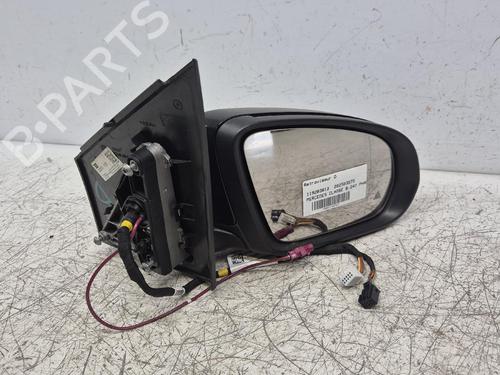 right-mirror-mercedes-benz-b-class-sports-tourer-w247-2018-37704735 main image