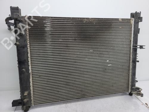 water-radiator-renault-clio-iv-bh_-2012-2013-2014-2015-2016-2017-2018-2019-2020-2021-32431613 main image