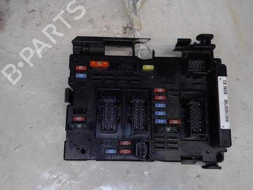 Used Fuse box PEUGEOT 206+ (2L_, 2M_) [2009-2013]  30924521