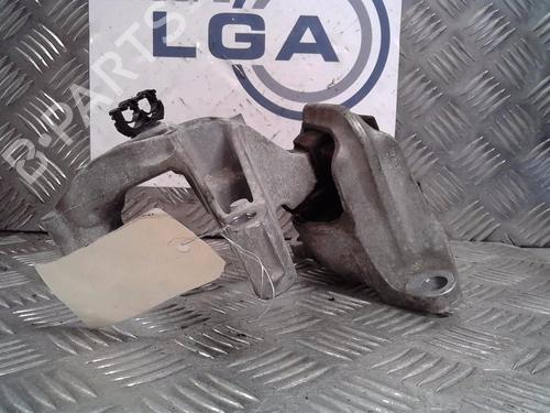 Used Engine mount RENAULT MEGANE III Hatchback (BZ0/1_, B3_) 1.5 dCi (BZ0C) (90 hp) 14550720