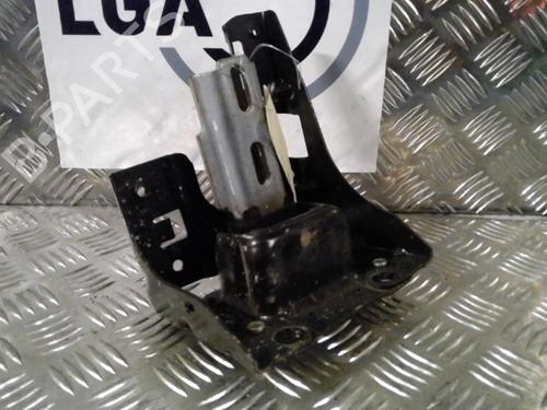 Used Engine mount PEUGEOT 208 I (CA_, CC_) 1.4 HDi (68 hp) 14549820