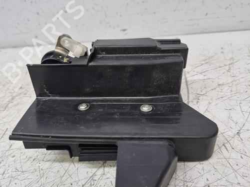 Used Rear right lock Rear right lock 37150211 37150211