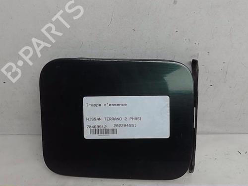 Used Fuel flap NISSAN TERRANO II (R20) 2.7 TDi 4WD (125 hp) 13828626