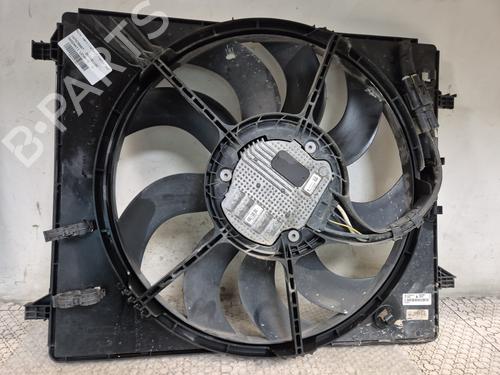 Used Radiator fan Radiator fan MASERATI LEVANTE SUV (M161) 3.0 D Q4 (275 hp) 26897168 26897168