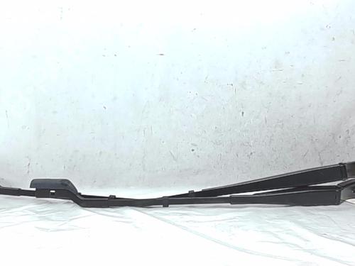 Used Front windshield wiper arm CITROËN C5 AIRCROSS (A_) 1.5 BlueHDi 130 (ACYHZJ, ACYHZR) (131 hp) 14571358