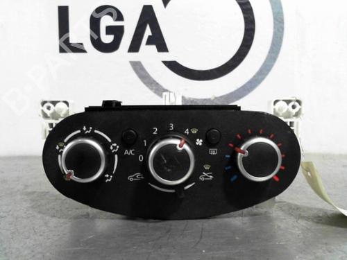 Used Climate control RENAULT TWINGO III (BCM_, BCA_) 0.9 TCe 90 (BCM9, BCM2) (90 hp) 13868036