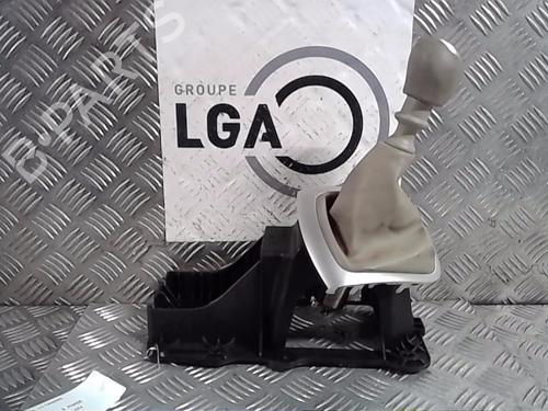 Gear lever RENAULT MEGANE CC (EZ0/1_) 1.4 TCe (EZ0F, EZ1V) 8201062921
