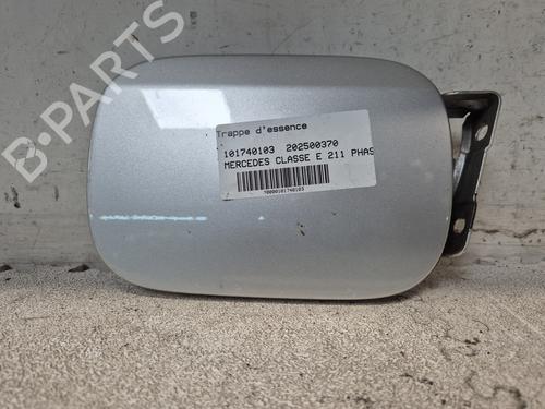 Used Fuel flap MERCEDES-BENZ E-CLASS (W211) E 280 CDI (211.020) (190 hp) 24512134