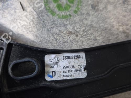 Rudehejsemekanisme Højre foran PEUGEOT 3008 II SUV (MC_, MR_, MJ_, M4_) 1.5 BlueHDi 130 | BP29516496C23 