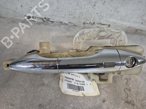 Used Front left exterior door handle HYUNDAI ix35 (LM, EL, ELH) 1.7 CRDi (116 hp) 27811832