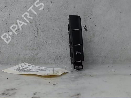 Used Switch VW GOLF VII (5G1, BQ1, BE1, BE2) 1.2 TSI (105 hp) 17326369