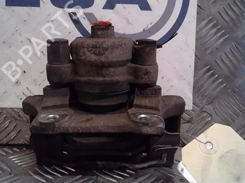 Used Right rear brake caliper BMW 1 Convertible (E88) 123 d (204 hp) 14550776