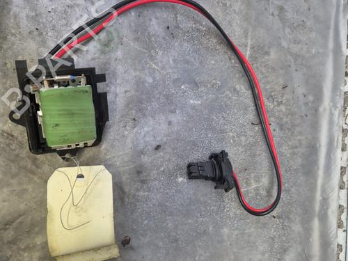 Varmeblæsermodstand RENAULT TRAFIC II Bus (JL) [2001-2025]  30892595