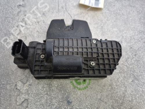 Used Tailgate lock PEUGEOT 5008 (0U_, 0E_) 1.6 HDi (112 hp) 30766957