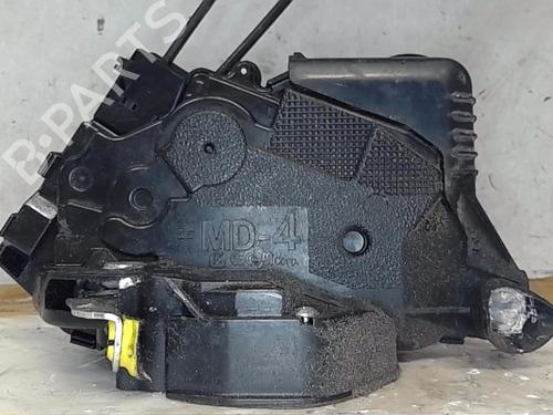 Front left lock TOYOTA YARIS (_P9_) 1.4 D-4D (NLP90_, NLP90R) | BP19281359C98 