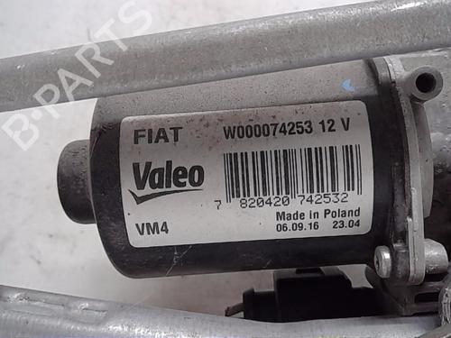 Used Front wiper motor FIAT TIPO Saloon (356_, 357_) 1.3 D (356SXB1A, 356SXH1A, 356SXD1A) (95 hp) 13839983