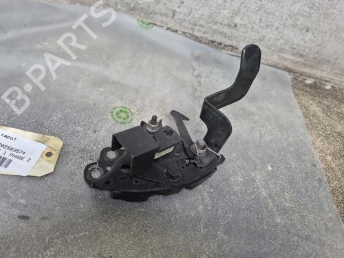 Used Hood lock NISSAN JUKE (F15) 1.5 dCi (110 hp) 30766948