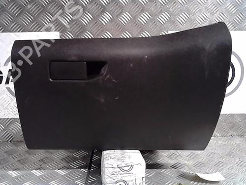 Used Glove box PEUGEOT 308 II (LB_, LP_, LW_, LH_, L3_) 1.6 HDi / BlueHDi 115 (115 hp) 13851405