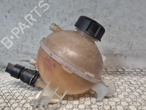 Used Expansion tank PEUGEOT 3008 II SUV (MC_, MR_, MJ_, M4_) 2.0 BlueHDi 180 (181 hp) 26570458
