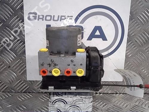 Used ABS pump RENAULT ESPACE V (JR_) 1.6 dCi 160 (160 hp) 13861111