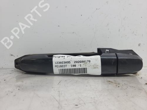 Used Rear left exterior door handle Rear left exterior door handle PEUGEOT 108 1.0 VTi (69 hp) 35885845 35885845
