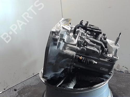 Used Gearbox Gearbox DACIA SANDERO III 1.0 TCe 100 (101 hp) 17074626 17074626