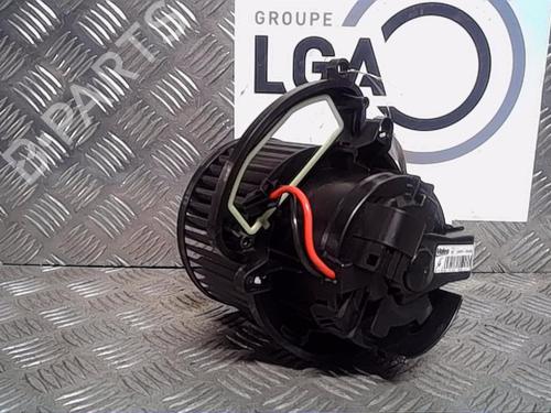 Heater blower motor RENAULT KADJAR (HA_, HL_) 1.2 TCe 130 (HLMR) | BP14554521M62 