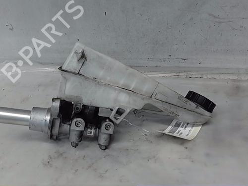 Used Brake master cylinder PEUGEOT EXPERT Van (V_) 2.0 BlueHDi 120 (122 hp) 19792084