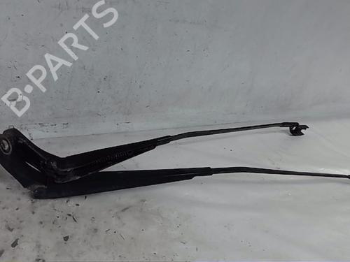 Used Front windshield wiper arm PEUGEOT 5008 (0U_, 0E_) 2.0 HDi 150 / BlueHDi 150 (150 hp) 21583612