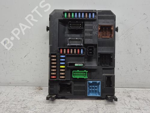Fuse box PEUGEOT 2008 I (CU_) 1.6 HDi | BP36425546E1 - Image 3