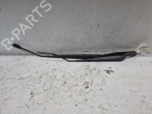 Used Front windshield wiper arm RENAULT CLIO IV (BH_) 1.5 dCi 90 (90 hp) 25479641