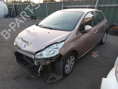 Left taillight PEUGEOT 208 I (CA_, CC_) 1.4 HDi | BP30139649C34