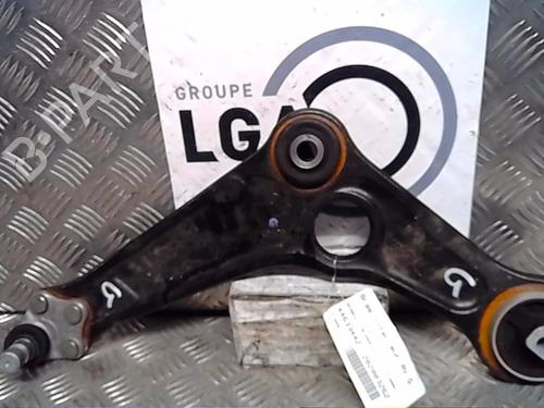 Used Left front suspension arm RENAULT MEGANE IV Hatchback (B9A/M/N_) [2015-2025]  14555389