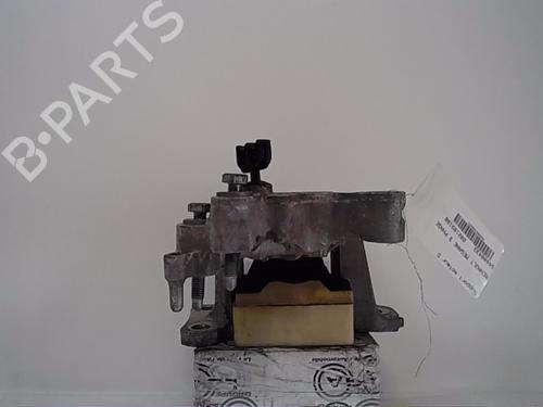 Used Engine mount RENAULT MEGANE III Hatchback (BZ0/1_, B3_) 1.2 TCe (BZ2B, BZ11) (116 hp) 14560258
