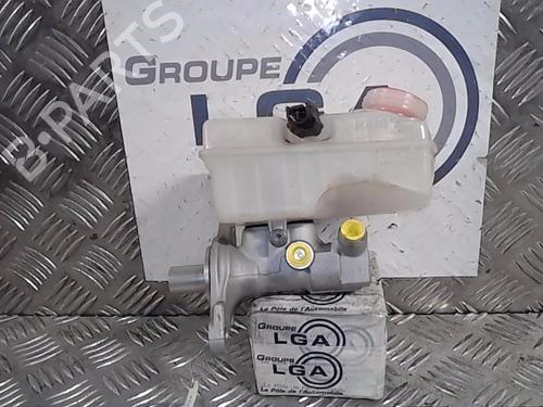 Used Brake master cylinder DACIA SANDERO II [2012-2025]  14521400