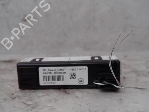 Used Display monitor Display monitor PEUGEOT 208 II (UB_, UP_, UW_, UJ_) 1.2 PureTech 75 (75 hp) 16567505 16567505