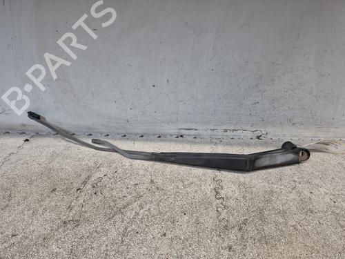 Used Front windshield wiper arm SMART FORFOUR (454) 1.3 (454.031) (95 hp) 24625267