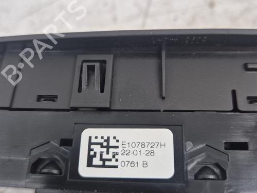 Used Left front window switch Left front window switch RENAULT MEGANE IV Hatchback (B9A/M/N_) [2015-2026] 34456009 34456009