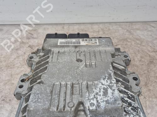 Used Engine control unit (ECU) Engine control unit (ECU) PEUGEOT 2008 I (CU_) 1.6 HDi (114 hp) 33210426 33210426