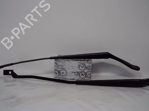 Used Front windshield wiper arm DS DS 4 / DS 4 CROSSBACK (NX_) [2015-2018]  14560223