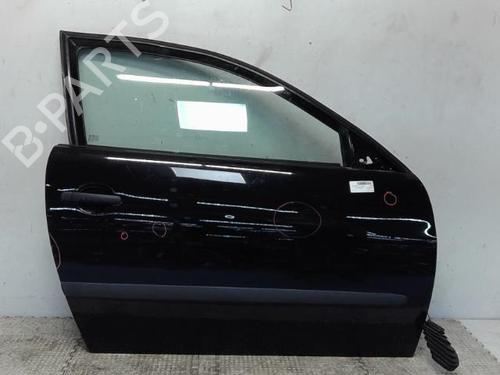 Porta frente direita SEAT IBIZA III (6L1) 1.4 TDI (70 hp) 6L3831056R