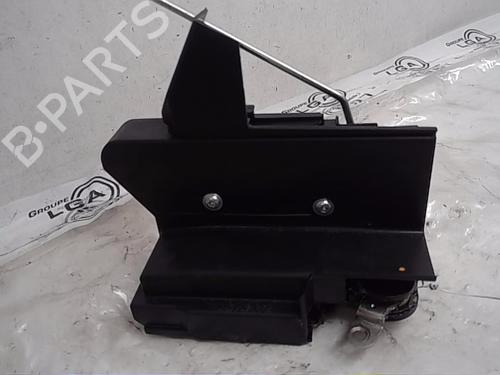 Used Front right lock DACIA DUSTER (HM_) 1.5 dCi 115 (HMAD) (116 hp) 17219239