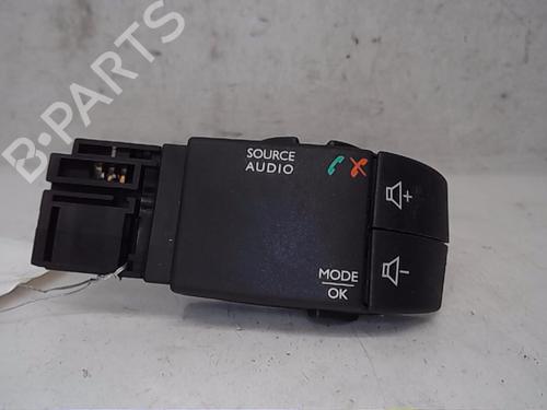 Used Switch RENAULT CAPTUR I (J5_, H5_) 1.5 dCi 90 (J5N4, J5M5, J5MW, J5M6, J5AL, J5AJ) (90 hp) 13837928