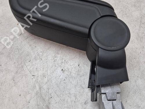Used Armrest / Center console Armrest / Center console 37597221 37597221