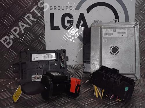 Used Electronic module DACIA SANDERO II TCe 90 (B8M1, B8MA, B8AC) (90 hp) 31054848