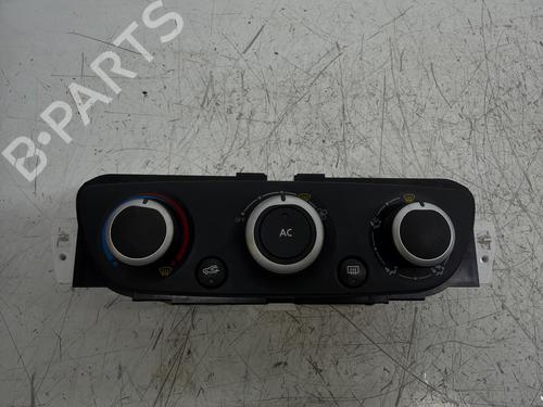 Used Climate control Climate control 39251002 39251002